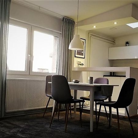 Mansarda Apartment Belgrad Exteriör bild