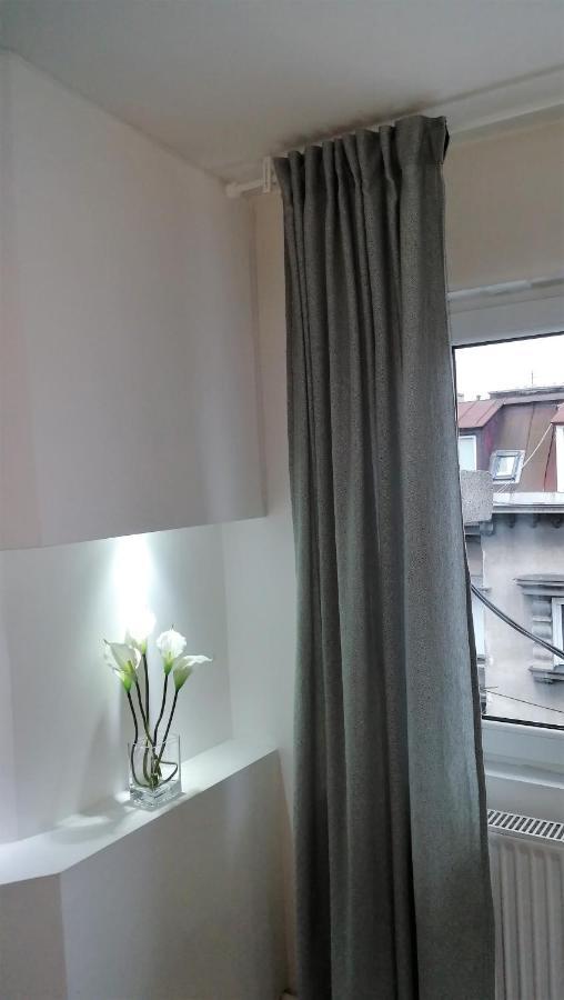 Mansarda Apartment Belgrad Exteriör bild