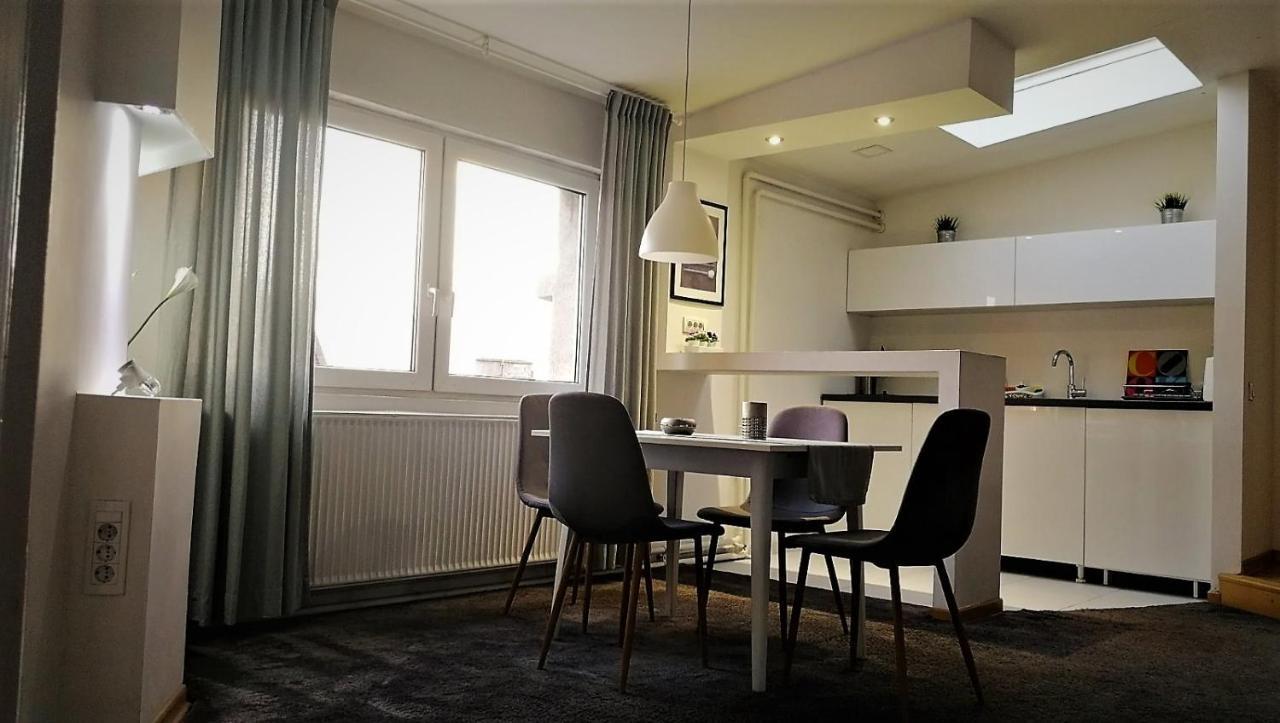 Mansarda Apartment Belgrad Exteriör bild